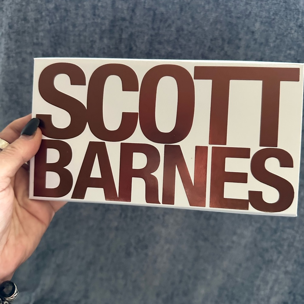 Scott Barnes contour pallet